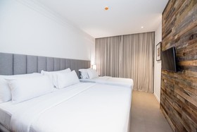 Sugar Marina Resort Cliffhanger