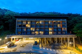 Sugar Marina Resort Cliffhanger