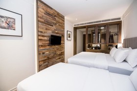 Sugar Marina Resort Cliffhanger