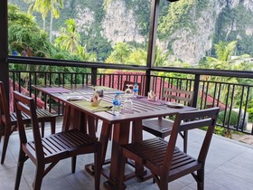 The Cliff Elegance Resort