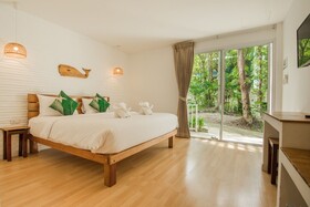 Whalecome Aonang Resort