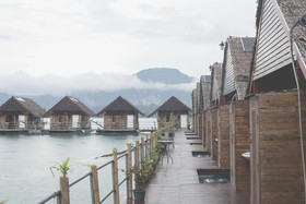 Keeree Warin Chiewlarn Resort