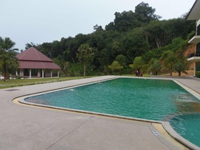 Takhun Mountain View Hotel