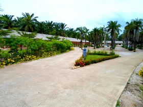TR Resort