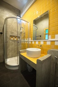 De Sea Almond Hotel