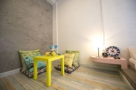 De Sea Almond Hotel