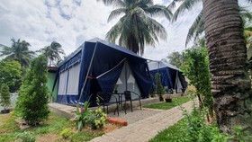 Moonshine Resort