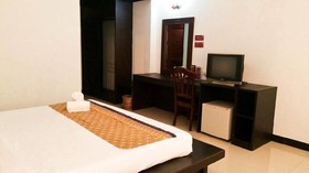 Nana Buri Hotel