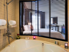 Novotel Chumphon Beach Resort & Golf