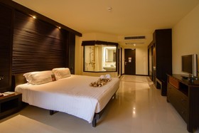 Novotel Chumphon Beach Resort & Golf