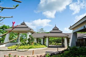 Novotel Chumphon Beach Resort & Golf