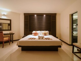 Novotel Chumphon Beach Resort & Golf