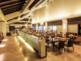 Novotel Chumphon Beach Resort & Golf