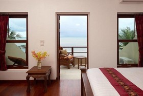 Sara Beachfront Boutique Resort