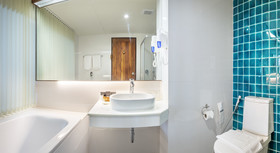 Buri Sriphu Boutique Hotel