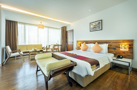 Buri Sriphu Boutique Hotel