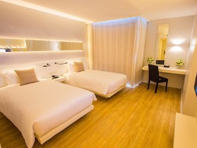 Crystal Hotel Hat Yai