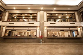 Diamond Plaza