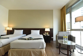 Golden Crown Grand Hotel