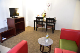 Golden Crown Grand Hotel