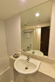 Golden Crown Grand Hotel