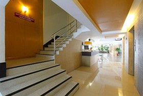 Hi-Season Hotel