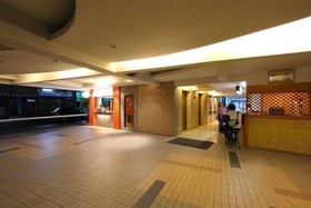 Hi-Season Hotel
