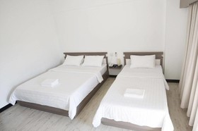 Hi-Season Hotel