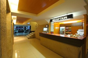 Hi-Season Hotel
