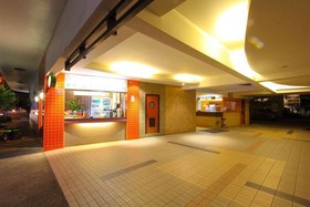 Hi-Season Hotel