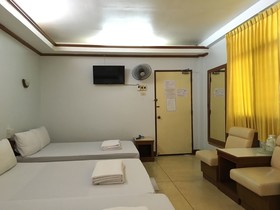 Laem Thong Hotel
