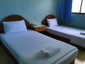 Laem Thong Hotel