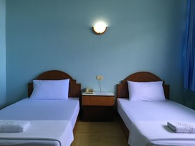 Laem Thong Hotel