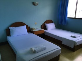 Laem Thong Hotel