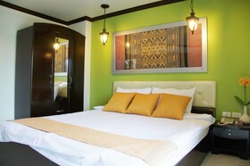 Natcha Apartment&Condo