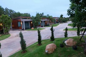 Nutchana Hill Boutique Hotel