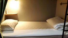 Room 2 U Hostel & Guesthouse