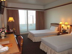 V.L. Hat Yai