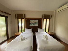 Chaithalay Khanom Resort