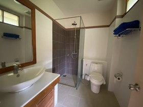 Chaithalay Khanom Resort