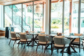 Luxtalay Khanom Hotel