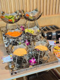 Luxtalay Khanom Hotel