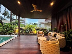 Luxtalay Khanom Hotel