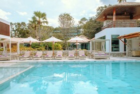 Luxtalay Khanom Hotel