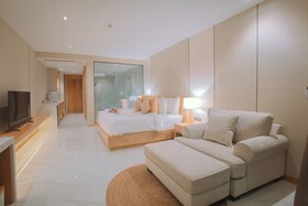 Luxtalay Khanom Hotel