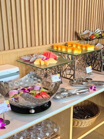 Luxtalay Khanom Hotel