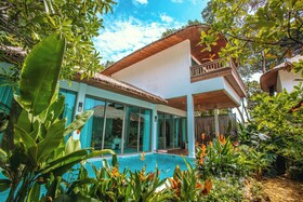 Luxtalay Khanom Hotel