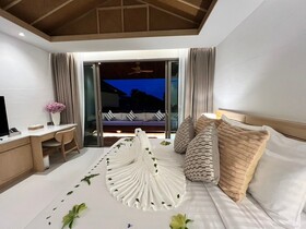 Luxtalay Khanom Hotel