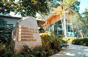 Luxtalay Khanom Hotel