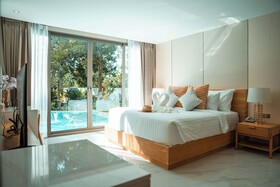 Luxtalay Khanom Hotel